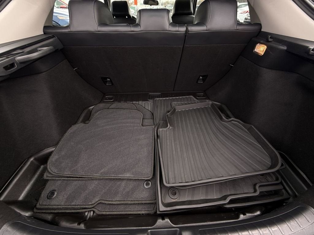 2022 Honda Civic Hatchback EX-L