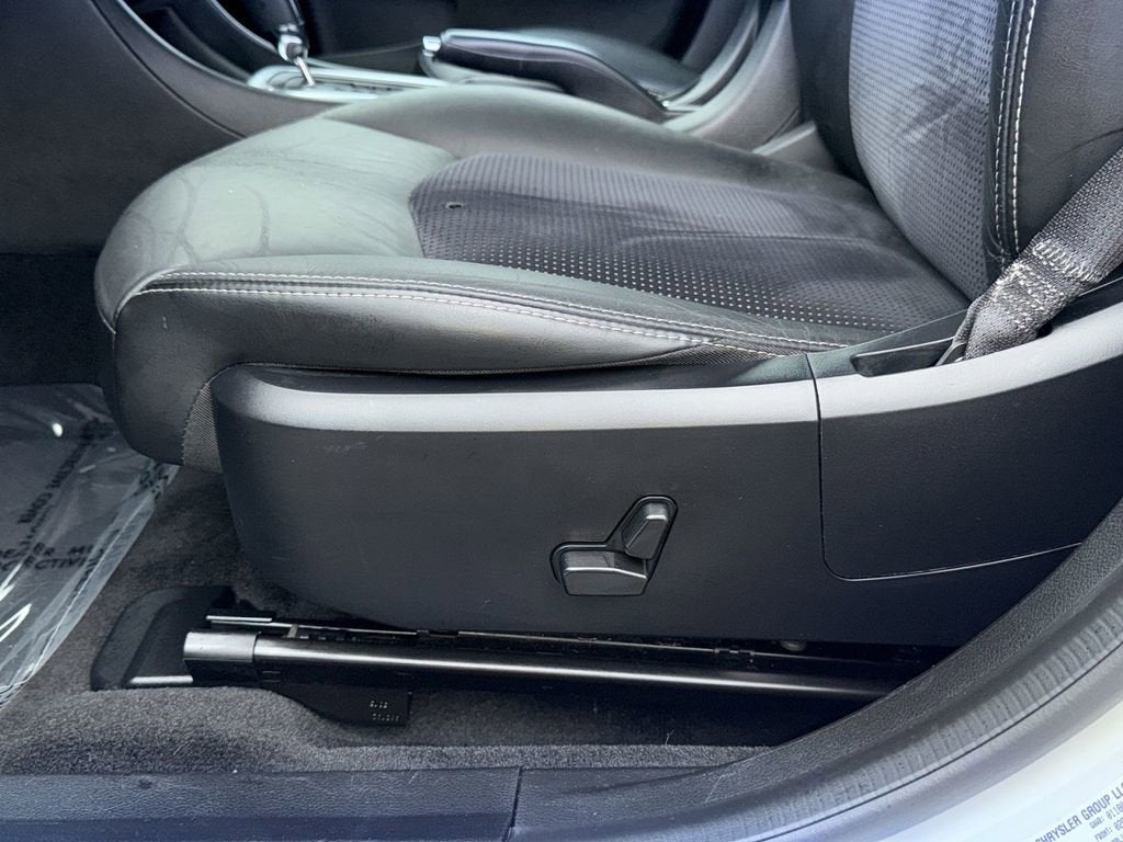 2014 Chrysler 200 Limited
