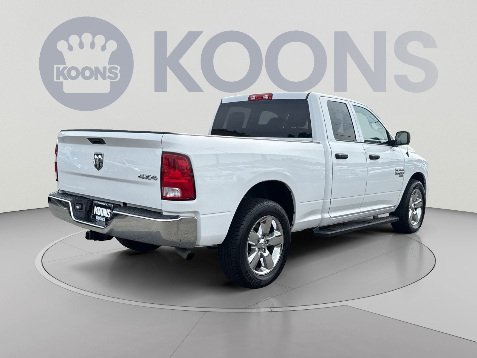 2019 RAM 1500 Classic Express Quad Cab 4x4 6'4" Box