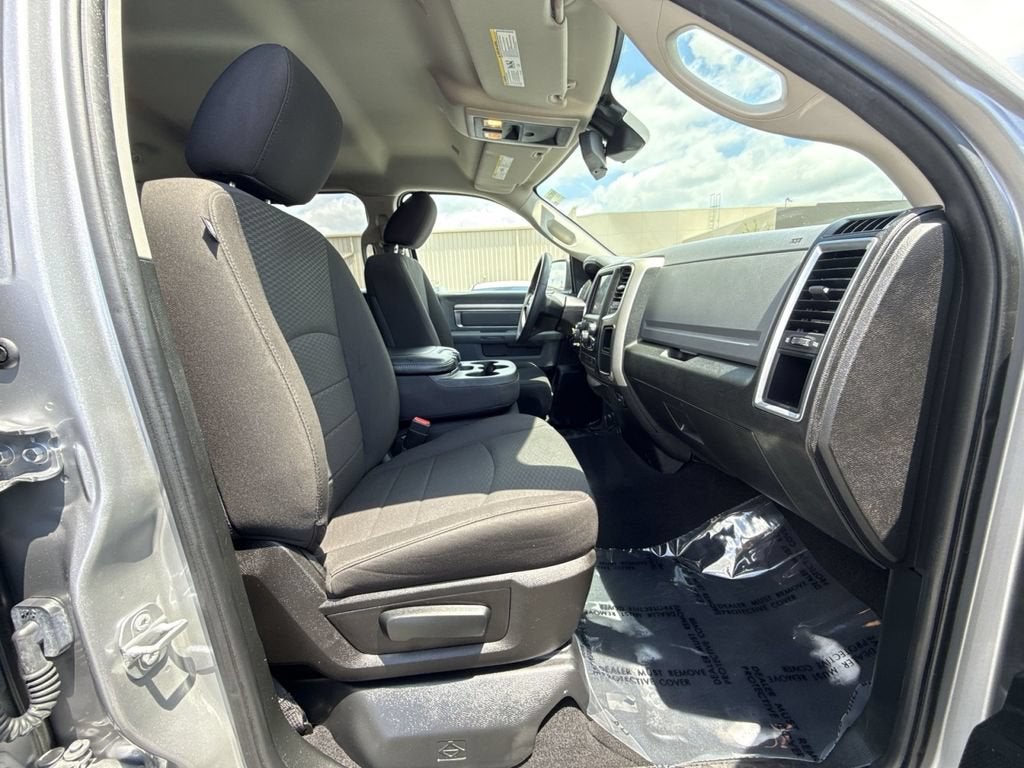 2019 RAM 1500 Classic Warlock Quad Cab 4x4 6'4" Box