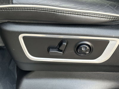 2019 RAM 1500 Laramie Crew Cab 4x2 5'7" Box