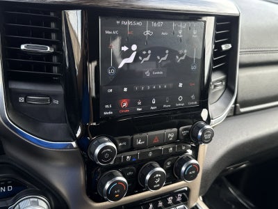 2019 RAM 1500 Laramie Crew Cab 4x2 5'7" Box