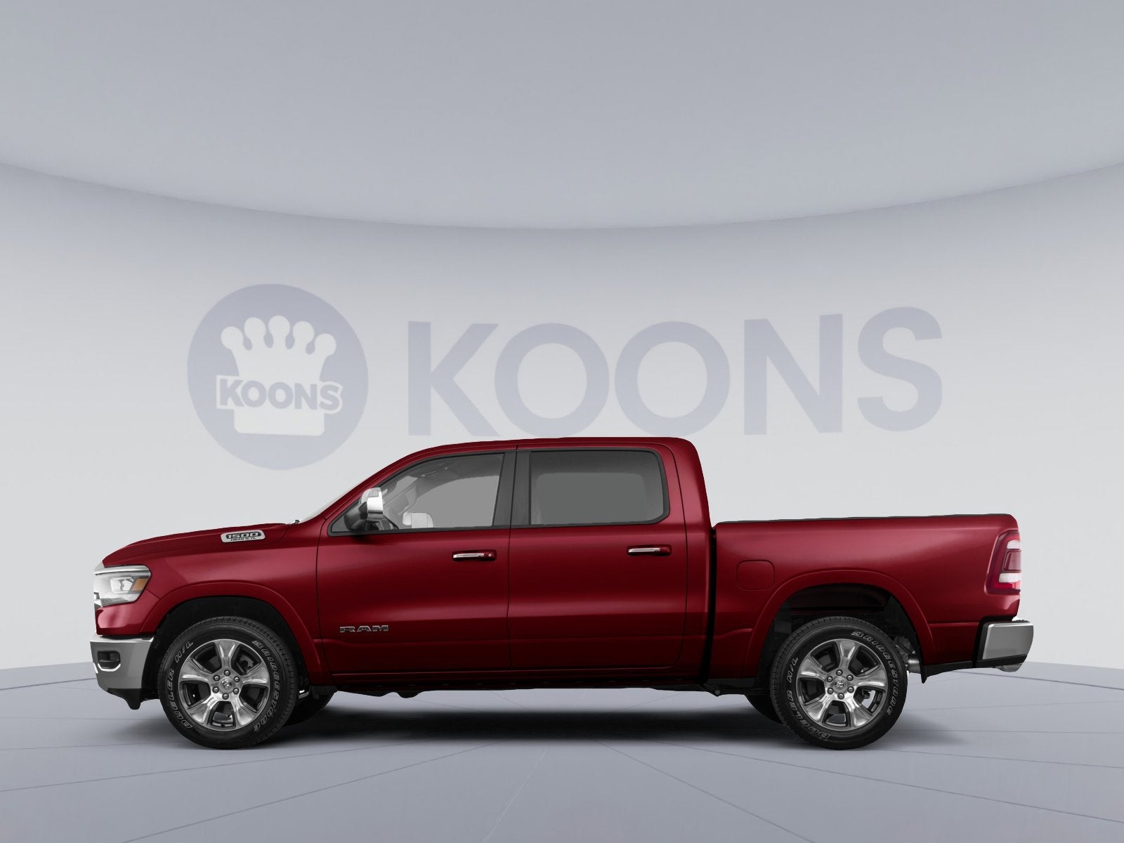 2019 RAM 1500 Laramie Crew Cab 4x2 5'7" Box