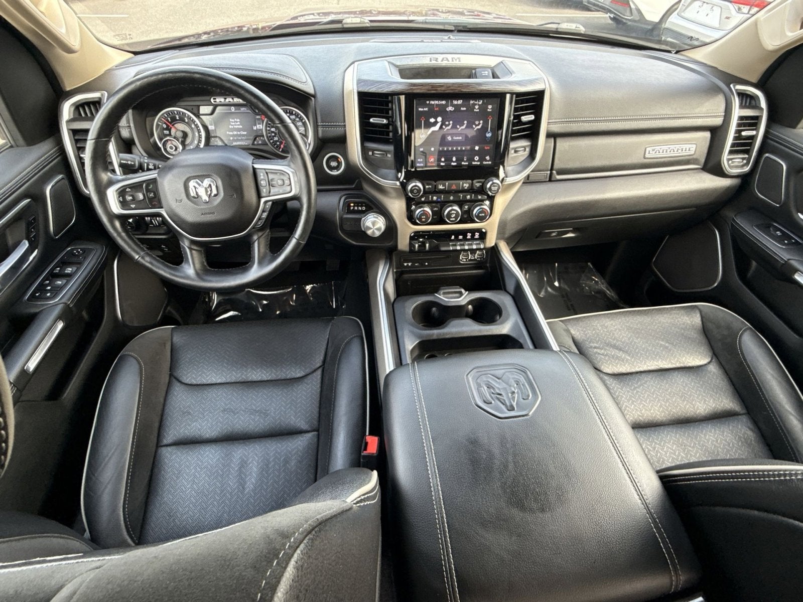 2019 RAM 1500 Laramie Crew Cab 4x2 5'7" Box
