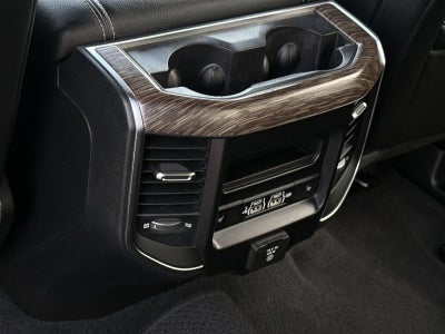2019 RAM 1500 Laramie Crew Cab 4x2 5'7" Box