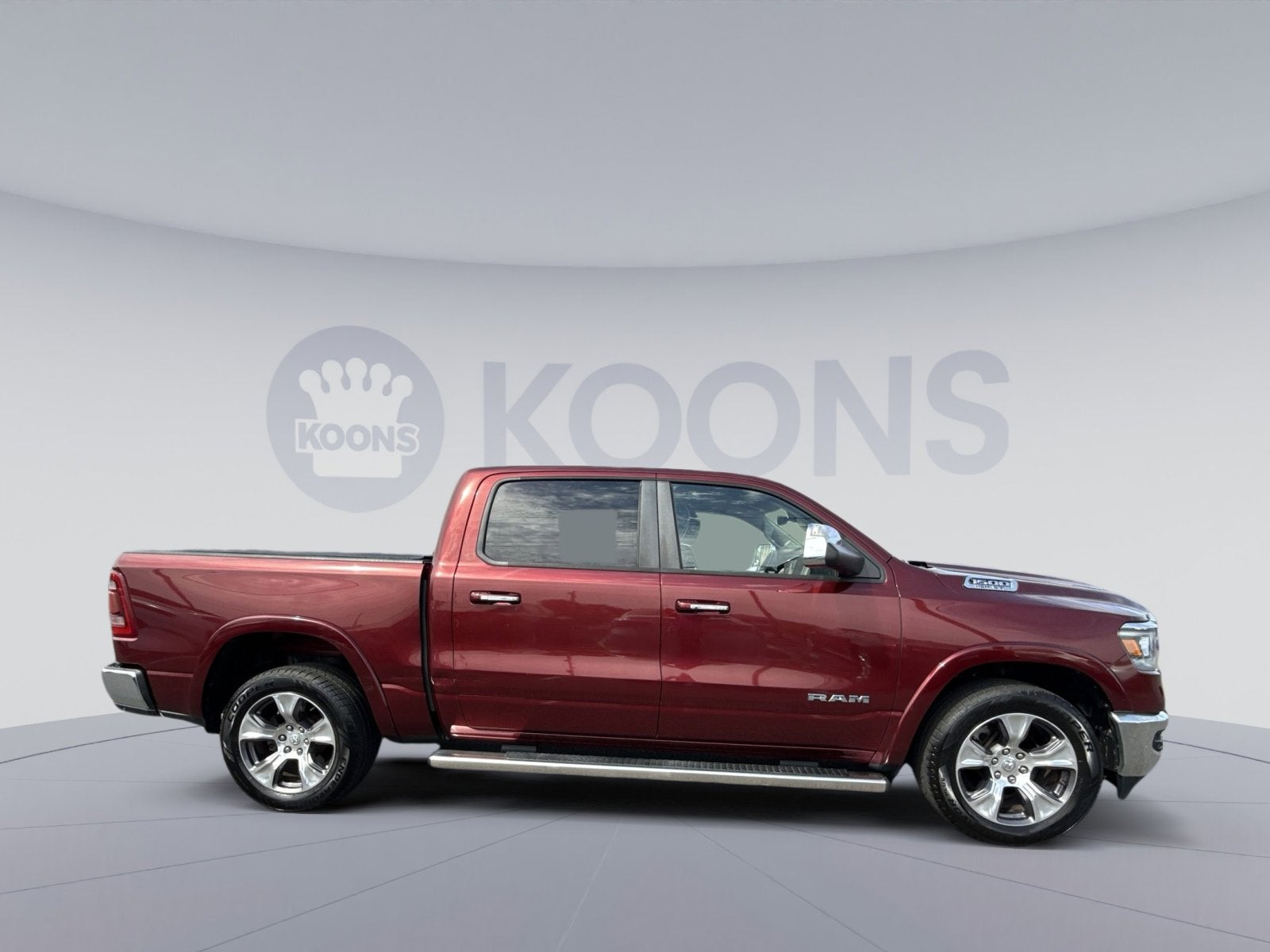 2019 RAM 1500 Laramie Crew Cab 4x2 5'7" Box