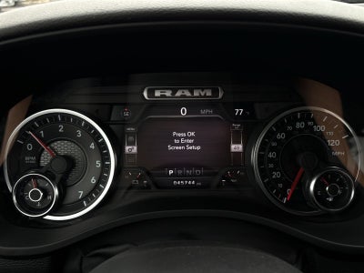 2022 RAM 1500 Big Horn Crew Cab 4x4 5'7" Box