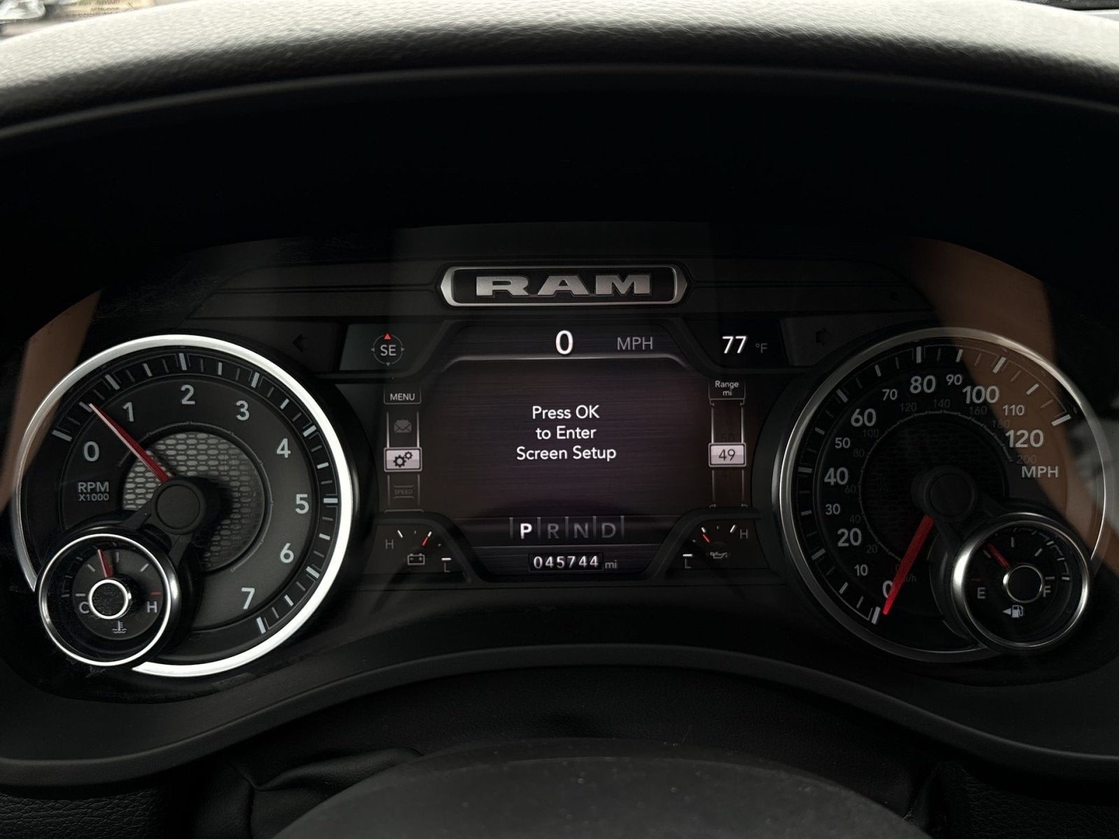 2022 RAM 1500 Big Horn Crew Cab 4x4 5'7" Box