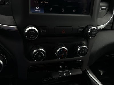 2022 RAM 1500 Big Horn Crew Cab 4x4 5'7" Box