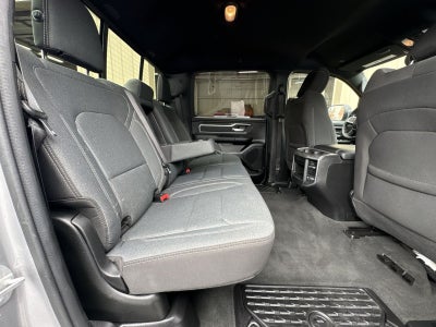 2022 RAM 1500 Big Horn Crew Cab 4x4 5'7" Box