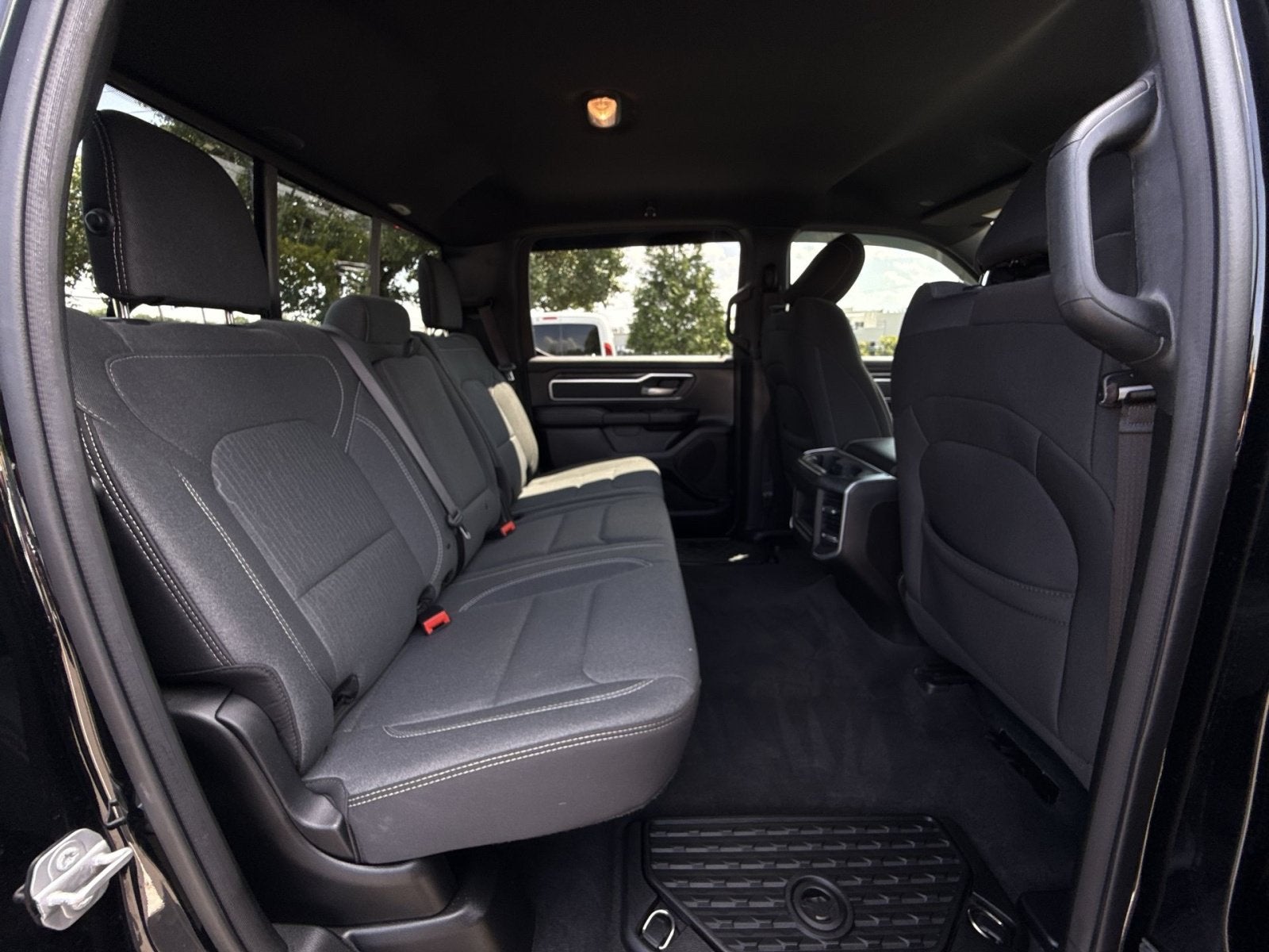 2022 RAM 1500 Big Horn Crew Cab 4x4 5'7" Box