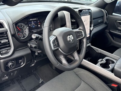 2023 RAM 1500 Big Horn Crew Cab 4x4 5'7" Box