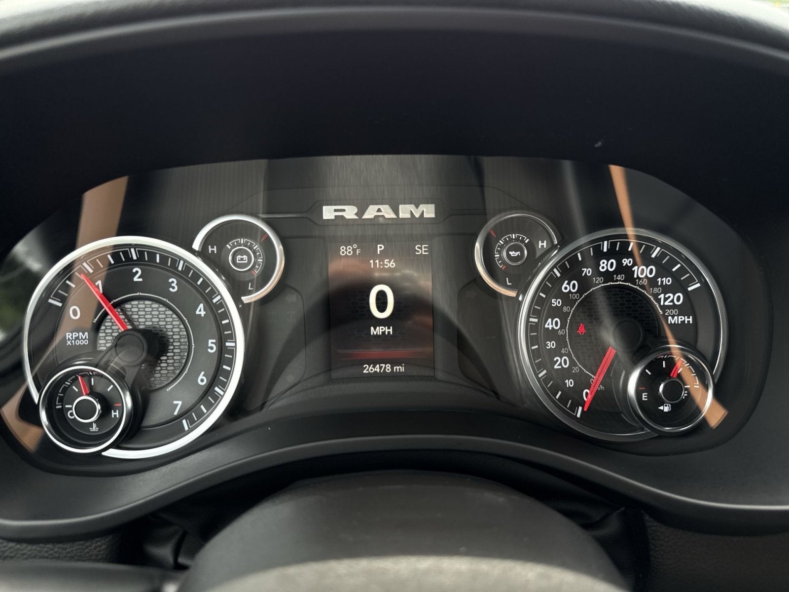 2024 RAM 1500 Tradesman Crew Cab 4x4 5'7" Box