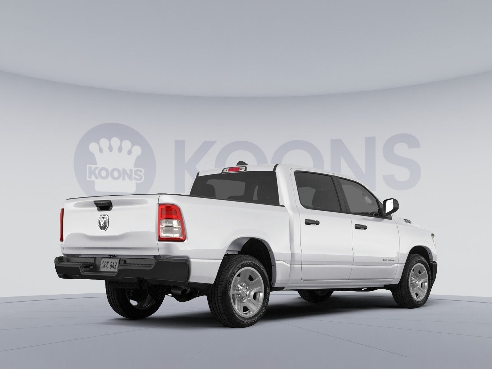 2024 RAM 1500 Tradesman Crew Cab 4x4 5'7" Box