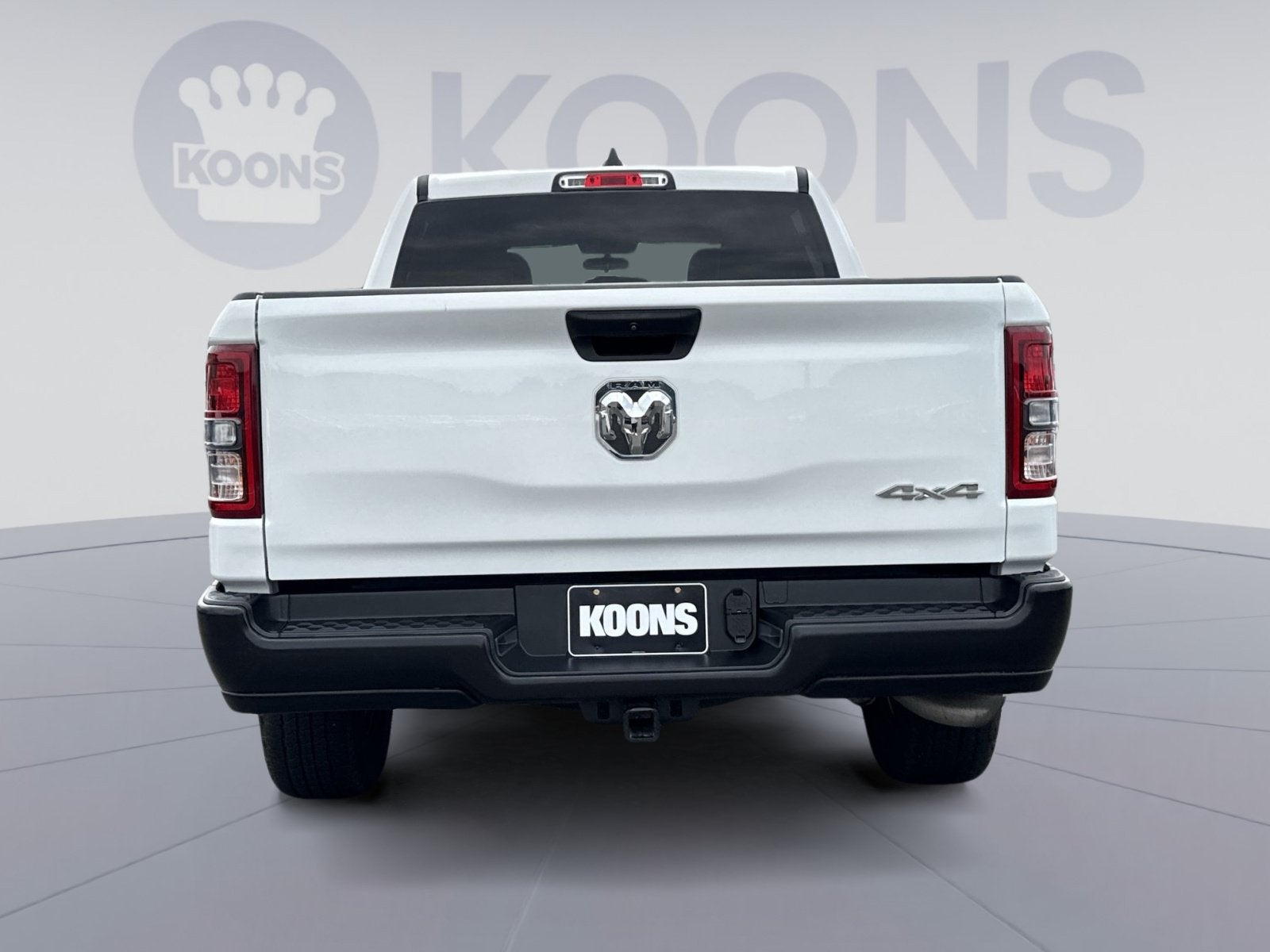 2024 RAM 1500 Tradesman Crew Cab 4x4 5'7" Box