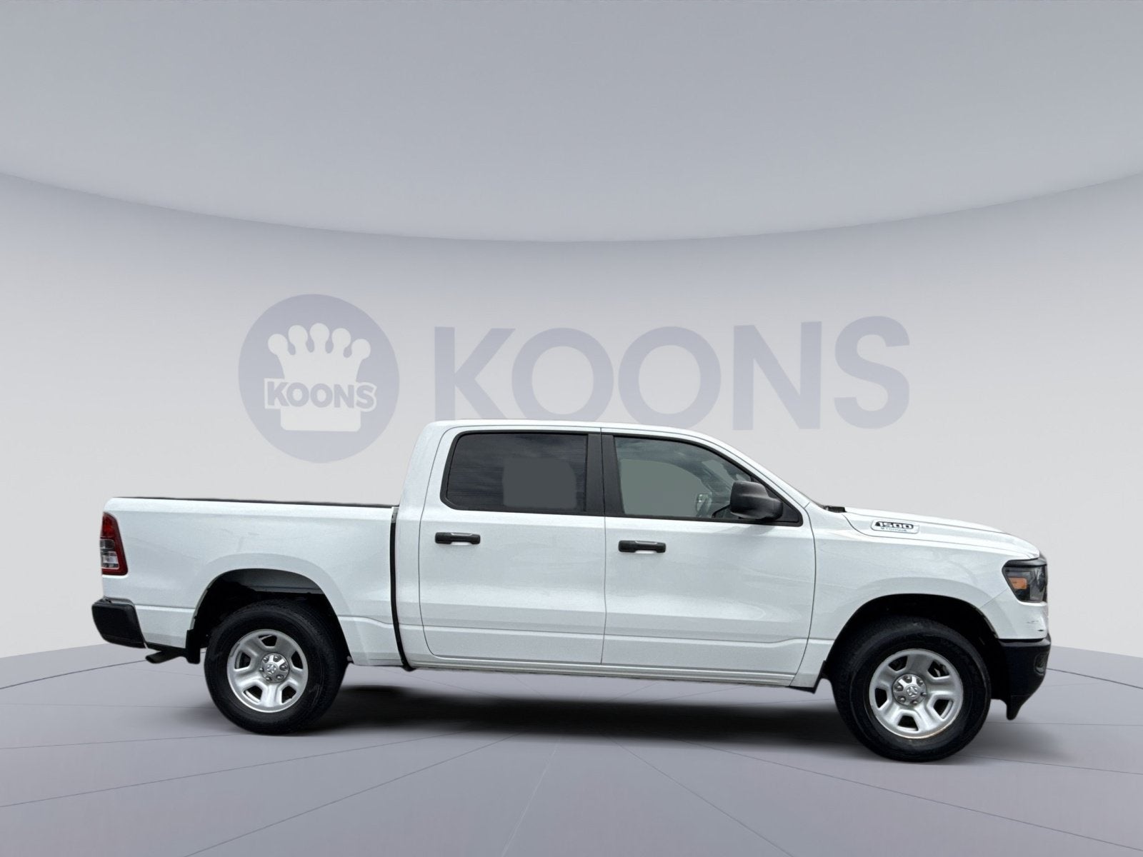 2024 RAM 1500 Tradesman Crew Cab 4x4 5'7" Box