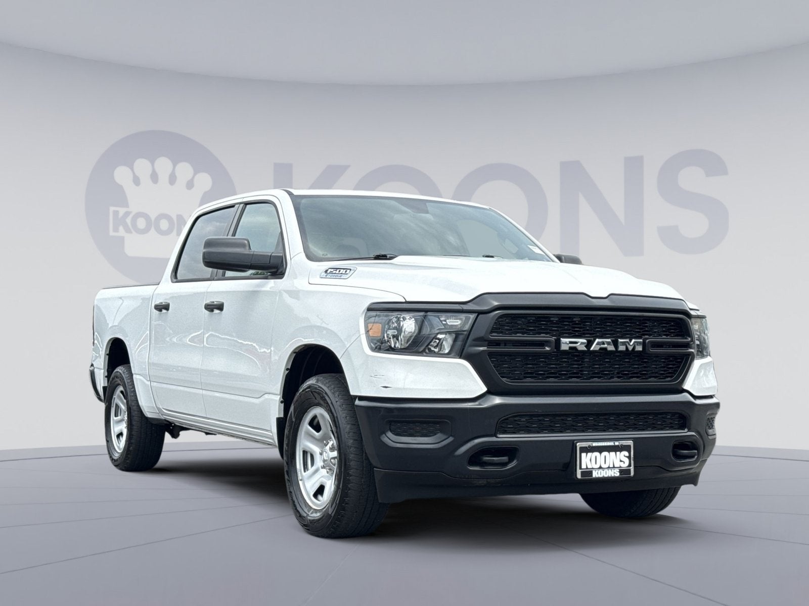 2024 RAM 1500 Tradesman Crew Cab 4x4 5'7" Box