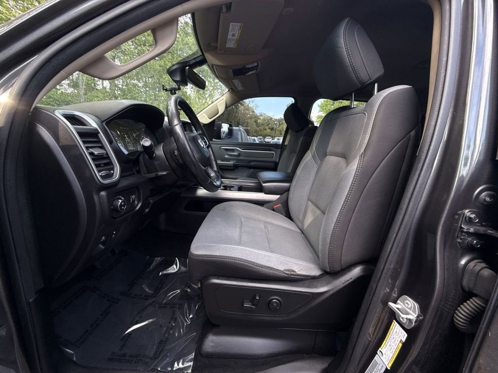 2020 RAM 1500 Big Horn Crew Cab 4x4 5'7" Box