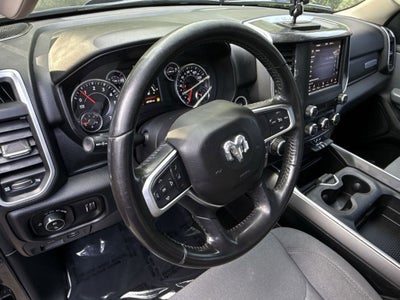 2020 RAM 1500 Big Horn Crew Cab 4x4 5'7" Box