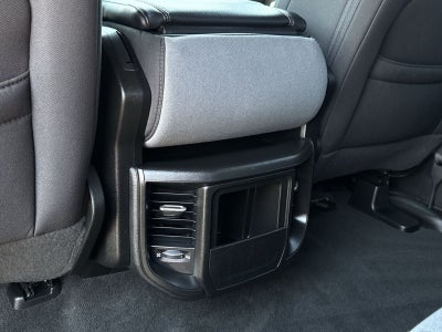 2022 RAM 1500 Big Horn Crew Cab 4x4 5'7" Box