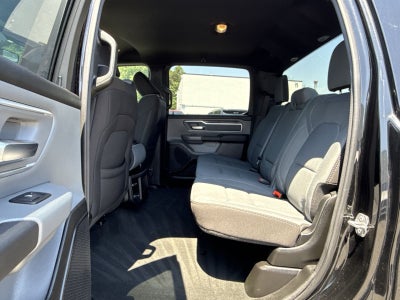 2022 RAM 1500 Big Horn Crew Cab 4x4 5'7" Box