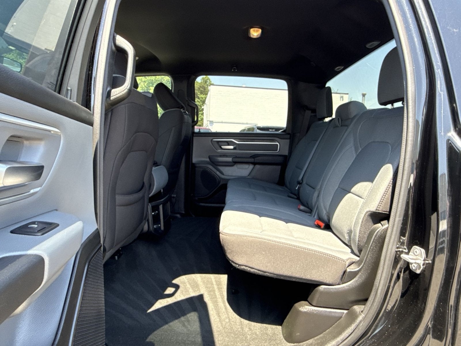 2022 RAM 1500 Big Horn Crew Cab 4x4 5'7" Box