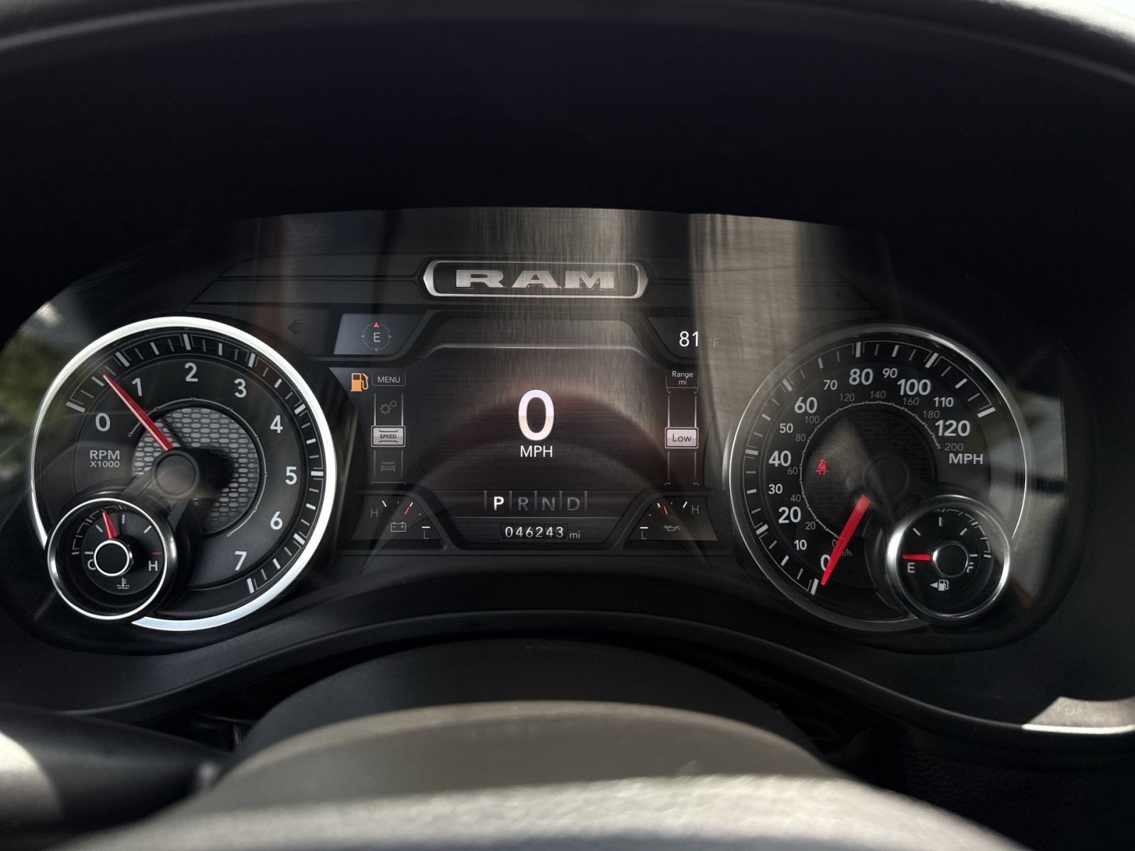 2022 RAM 1500 Big Horn Crew Cab 4x4 5'7" Box