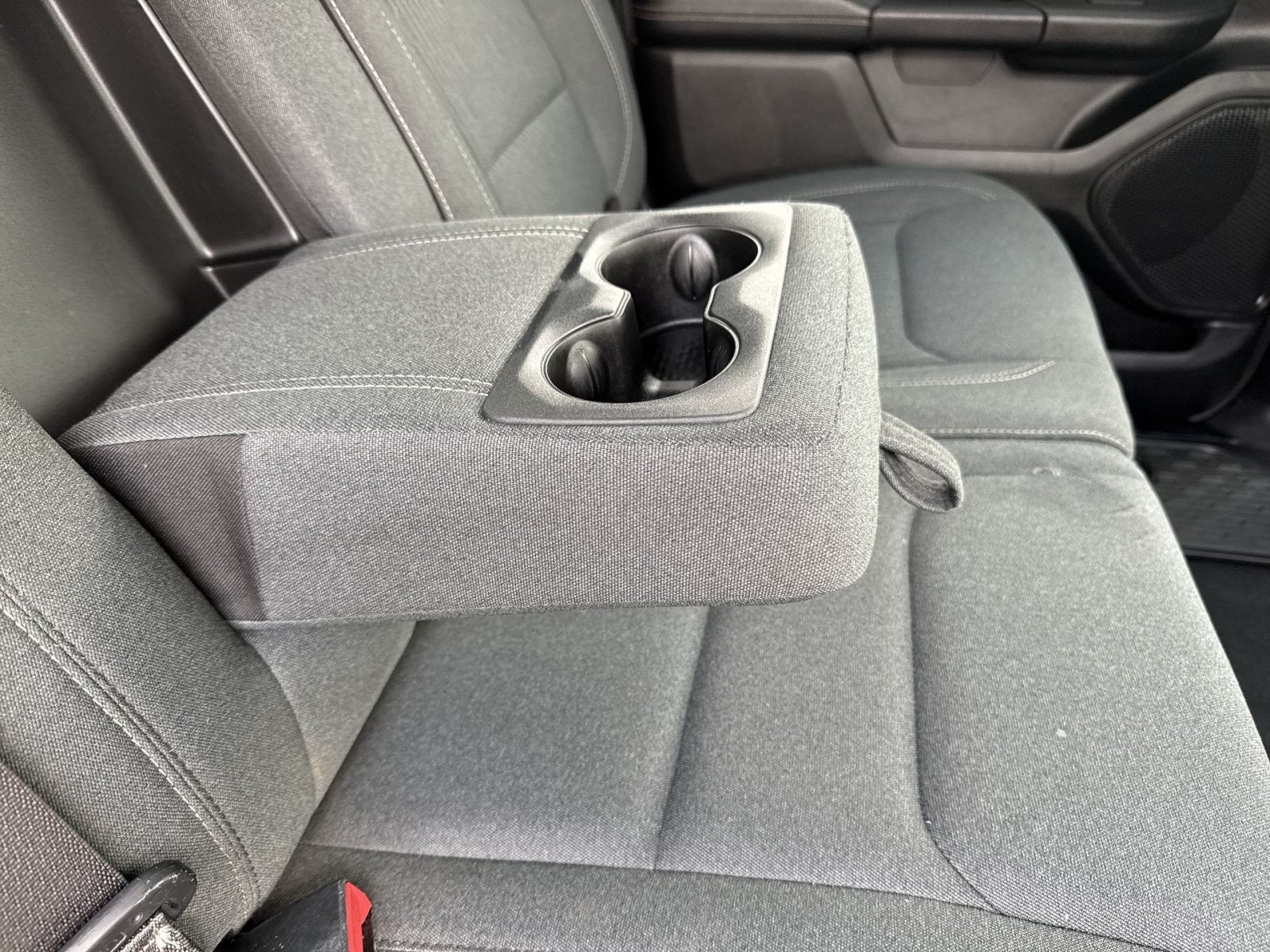 2022 RAM 1500 Big Horn Crew Cab 4x4 5'7" Box