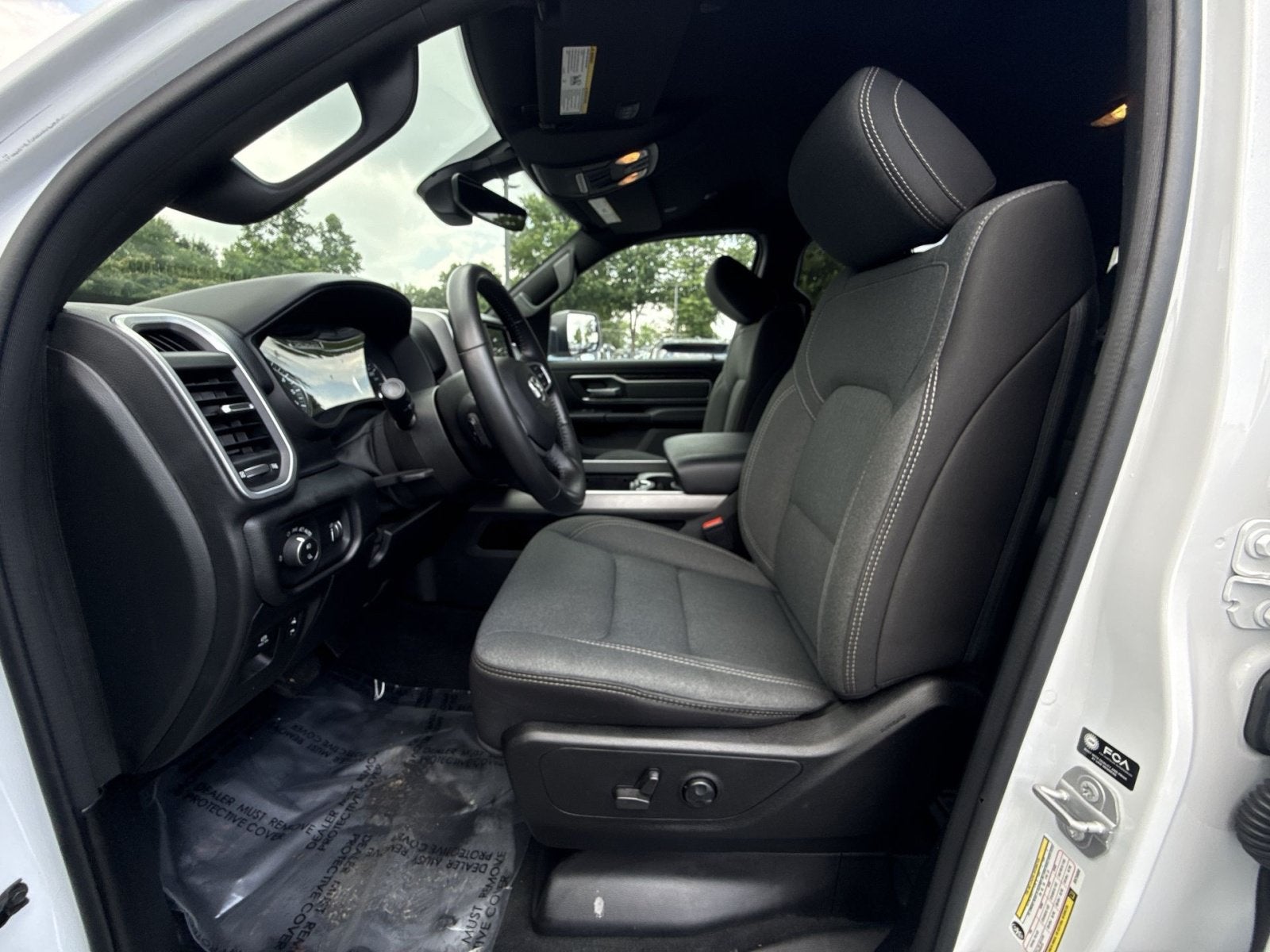 2021 RAM 1500 Big Horn Crew Cab 4x4 5'7" Box