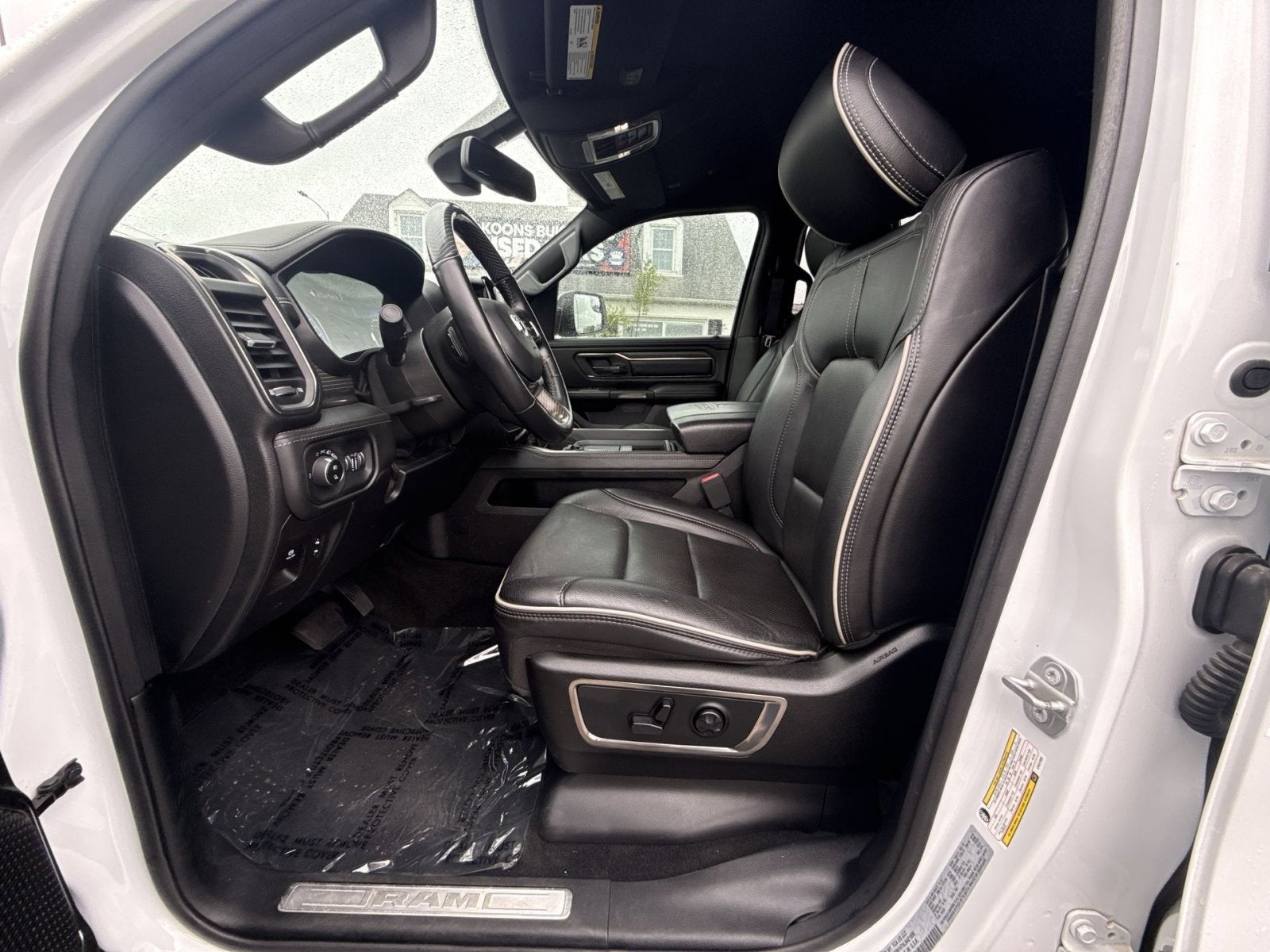 2020 RAM 1500 Limited Crew Cab 4x4 5'7" Box