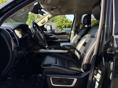 2021 RAM 1500 Laramie Crew Cab 4x4 5'7" Box