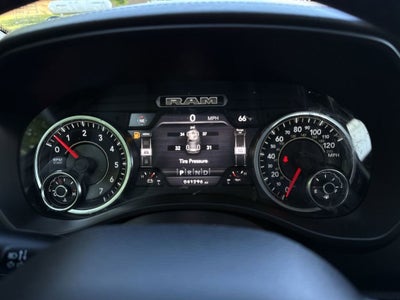 2021 RAM 1500 Laramie Crew Cab 4x4 5'7" Box