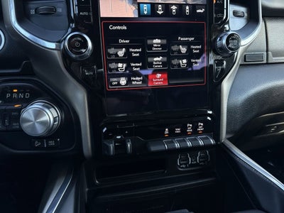 2021 RAM 1500 Laramie Crew Cab 4x4 5'7" Box