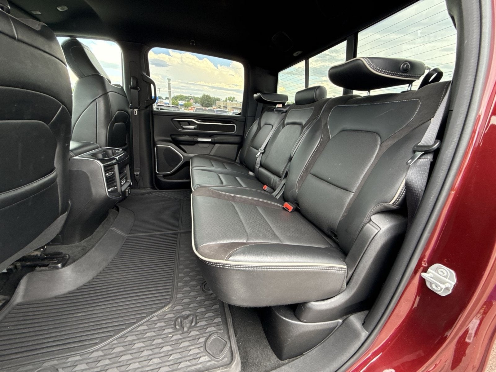 2021 RAM 1500 Laramie Crew Cab 4x4 5'7" Box