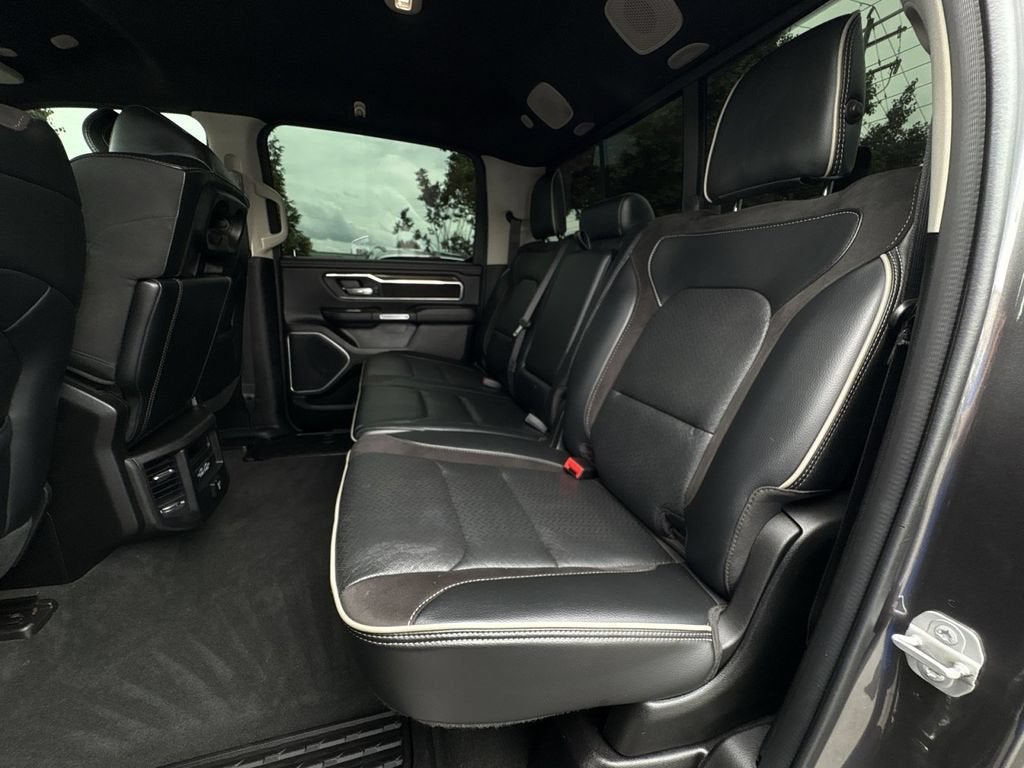 2022 RAM 1500 Laramie Crew Cab 4x4 5'7" Box