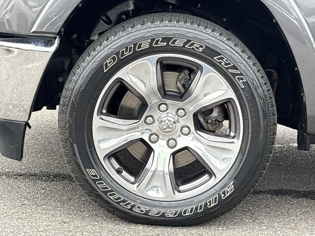 2022 RAM 1500 Laramie Crew Cab 4x4 5'7" Box