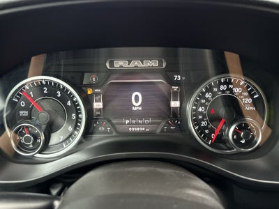 2022 RAM 1500 Laramie Crew Cab 4x4 5'7" Box