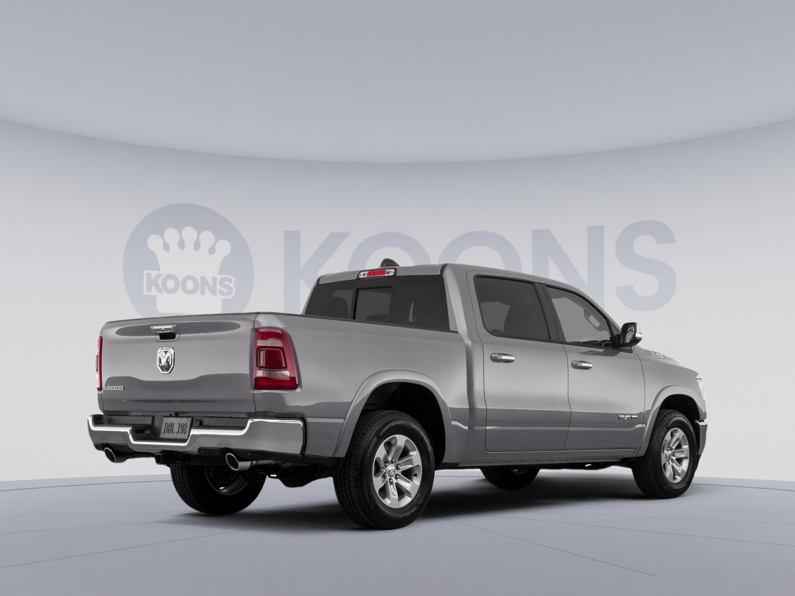 2022 RAM 1500 Laramie Crew Cab 4x4 5'7" Box