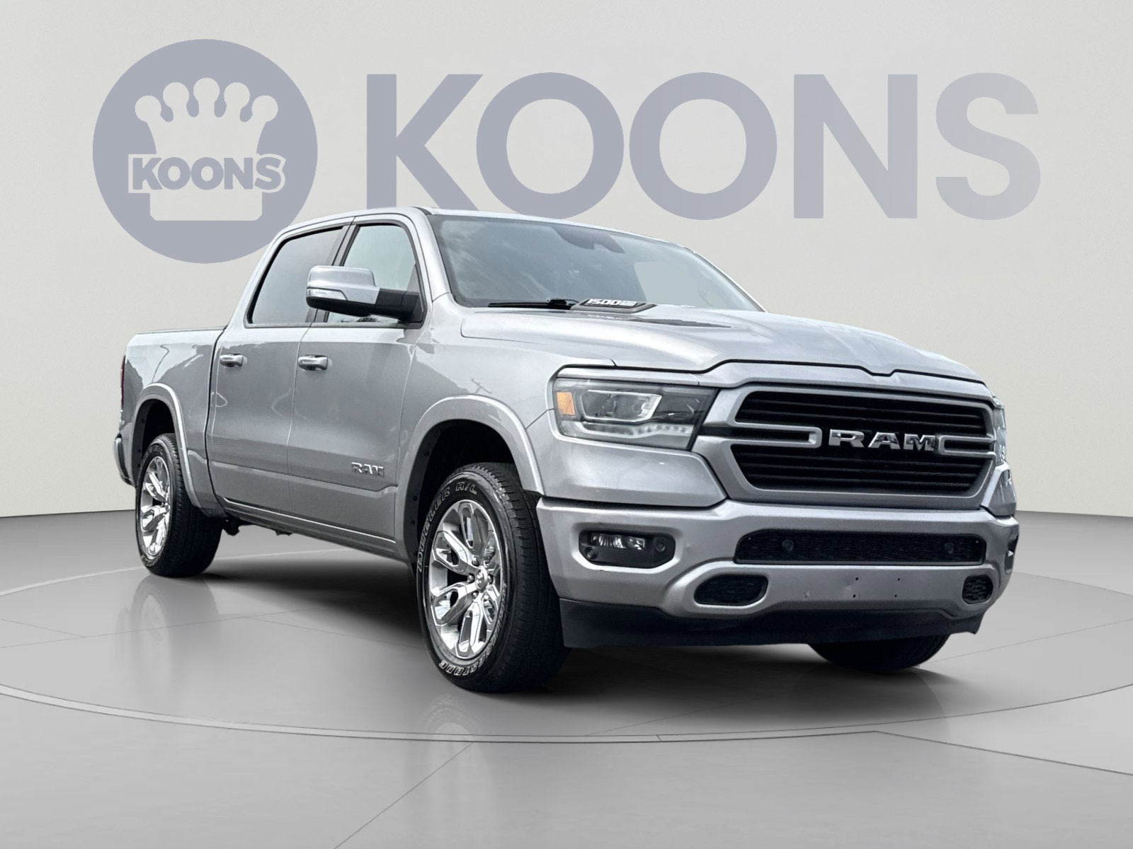 2022 RAM 1500 Laramie Crew Cab 4x4 5'7" Box
