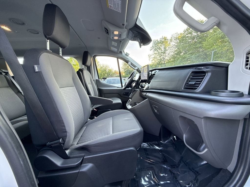 2024 Ford Transit Passenger Wagon XL