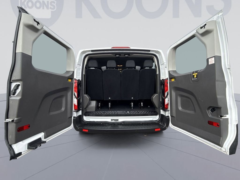 2020 Ford Transit Passenger Wagon XLT