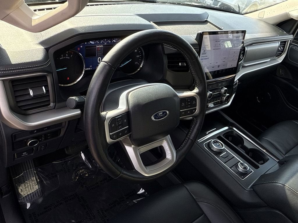 2024 Ford Expedition XLT