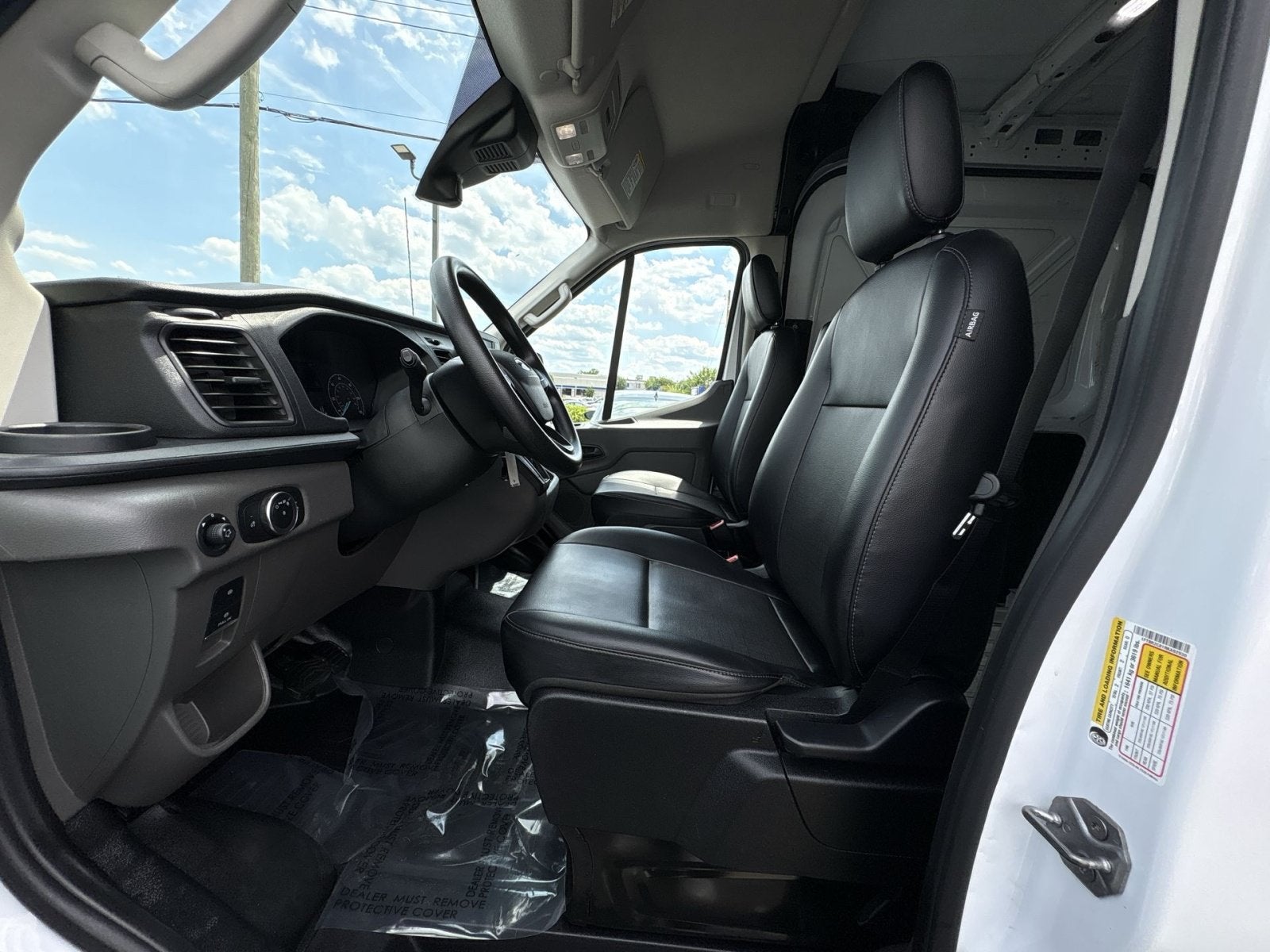 2024 Ford Transit Cargo Van T-250 148" Med Rf 9070 GVWR AWD