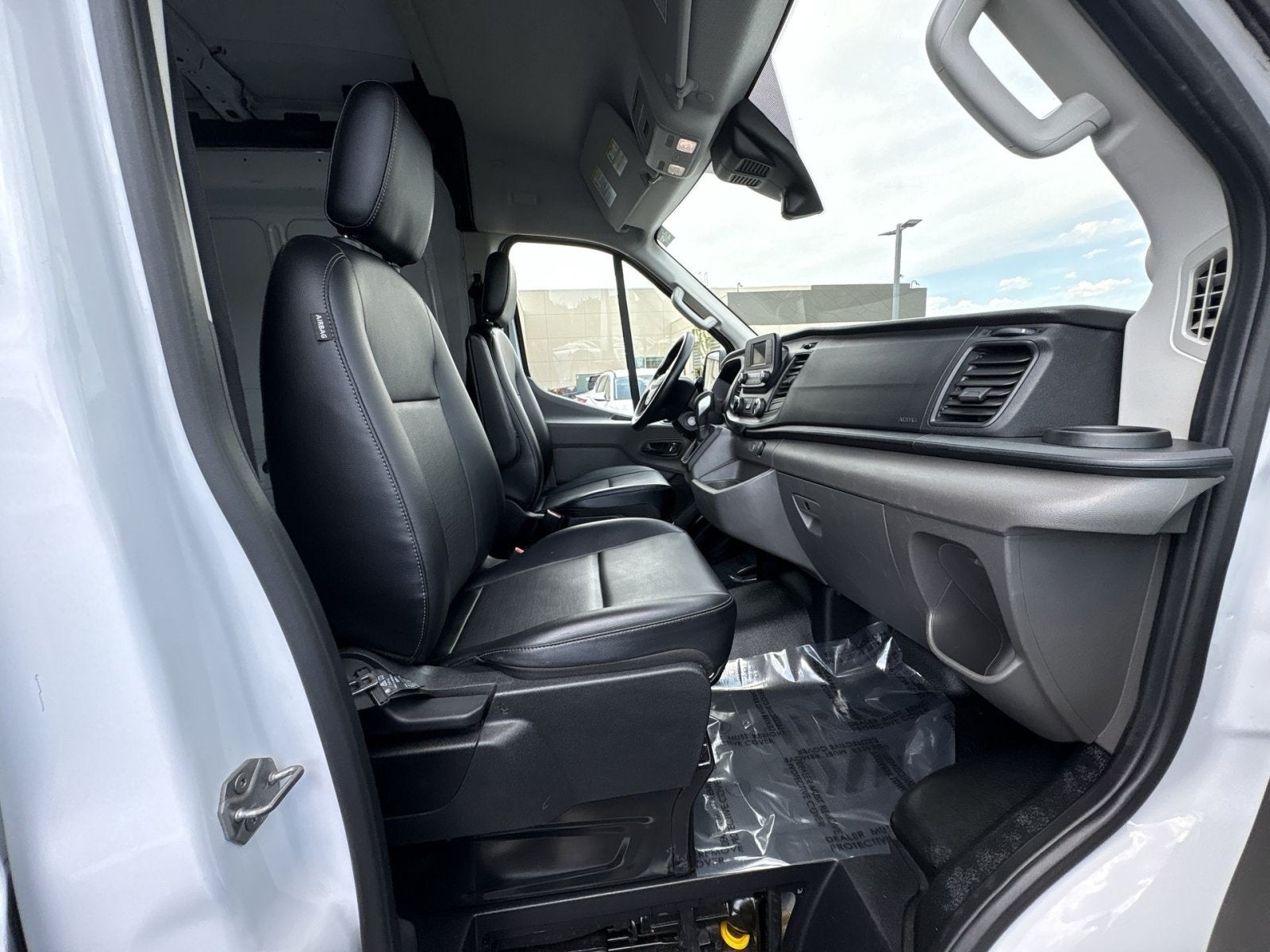 2024 Ford Transit Cargo Van T-250 148" Med Rf 9070 GVWR AWD