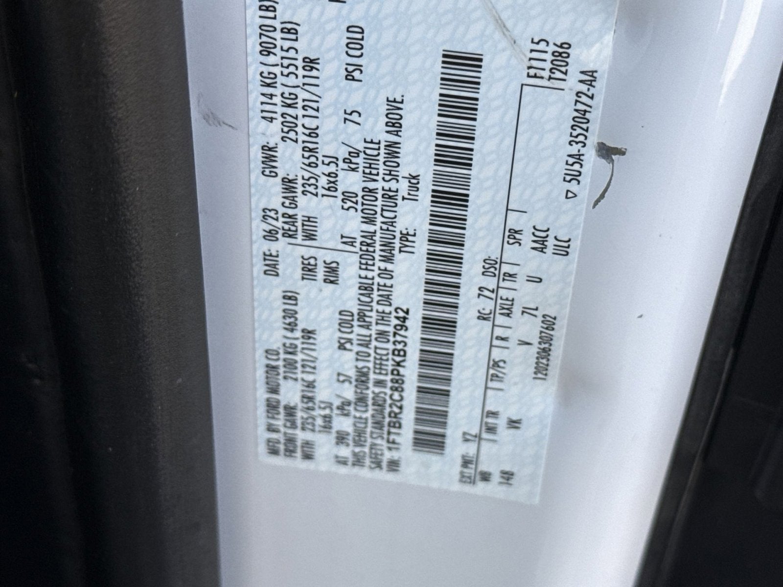 2023 Ford Transit Cargo Van T-250 148" Med Rf 9070 GVWR AWD