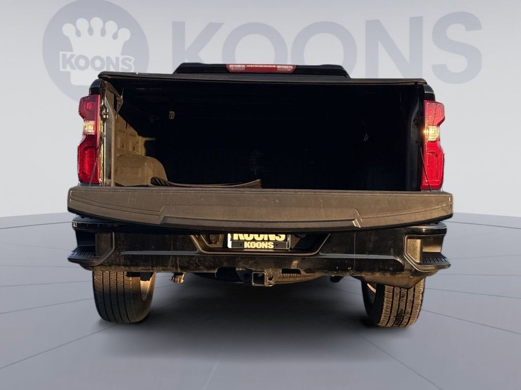 2022 Chevrolet Silverado 1500 LTD Custom