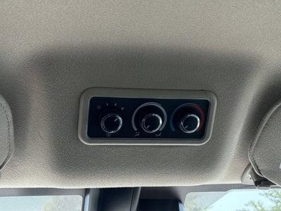 2025 GMC Savana Passenger LT