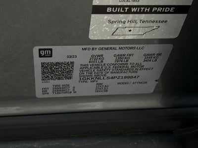 2023 GMC Acadia AT4