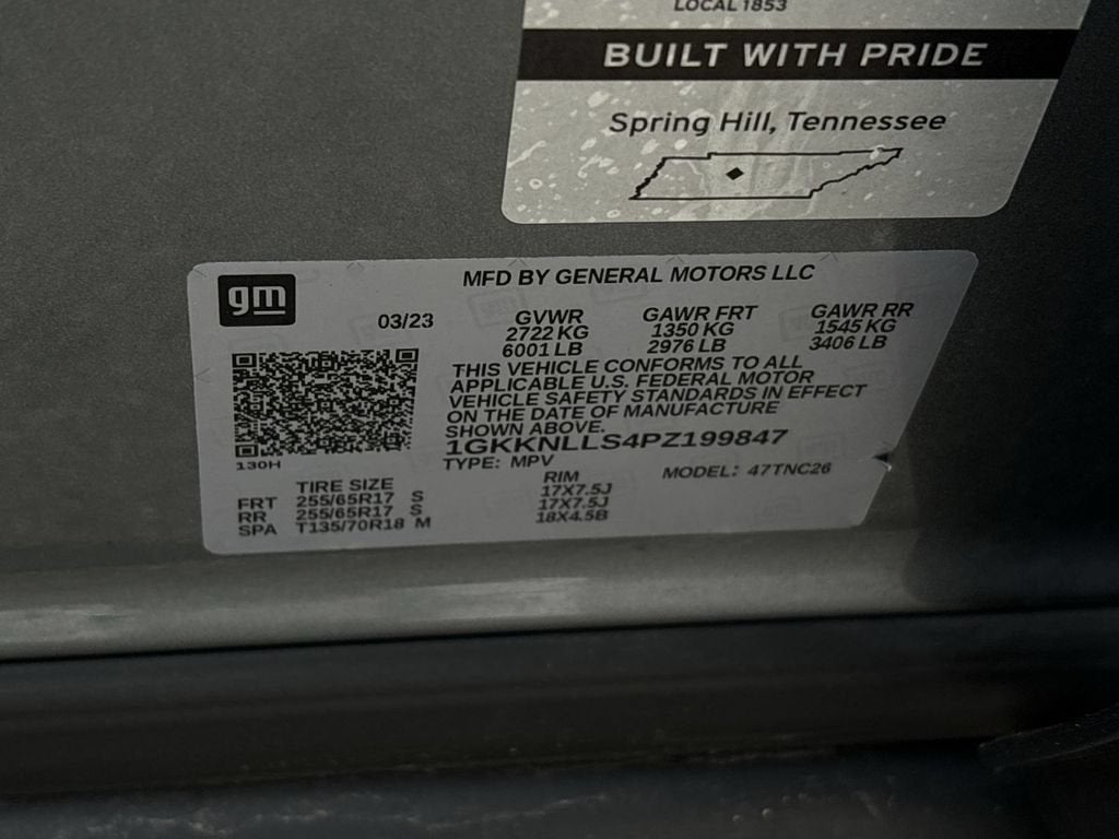2023 GMC Acadia AT4