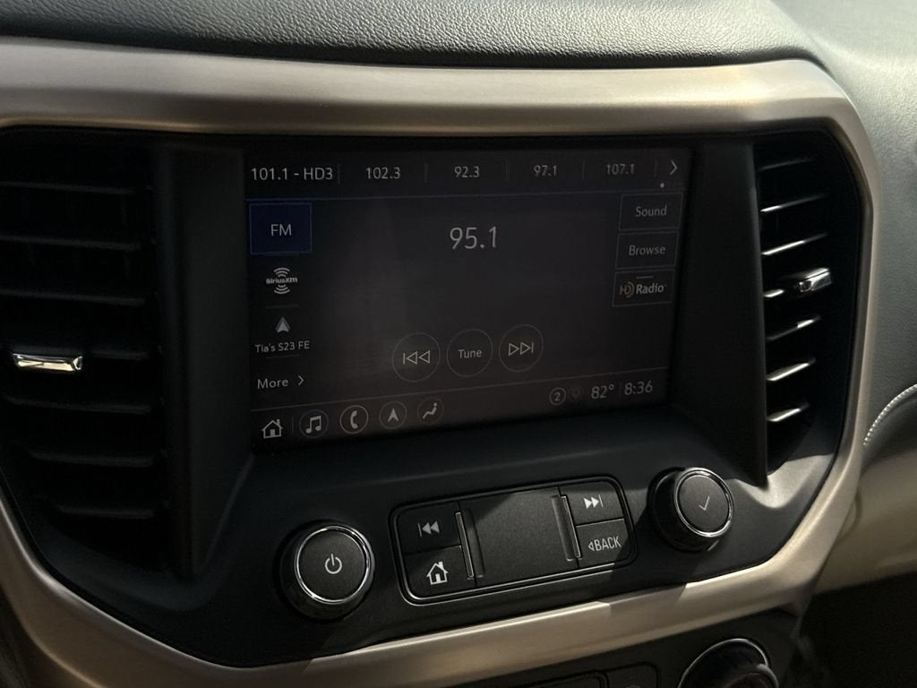 2021 GMC Acadia Denali